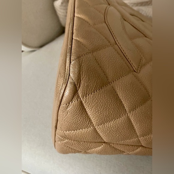 Chanel Classic Gold Medallion CC Logo Quilted Caviar Tote Bag Beige - Picture 8 of 16
